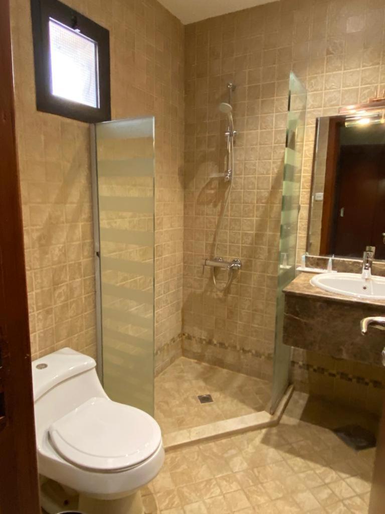 Onizah Hotel 우나이자 외부 사진