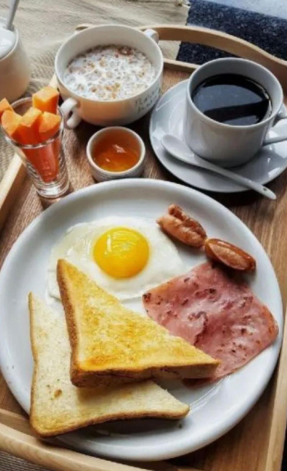 Onizah Hotel 우나이자 외부 사진