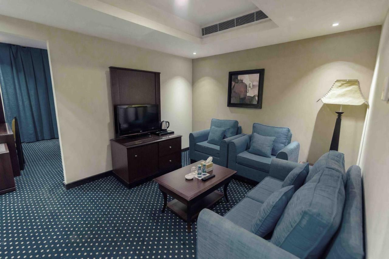 Onizah Hotel 우나이자 외부 사진
